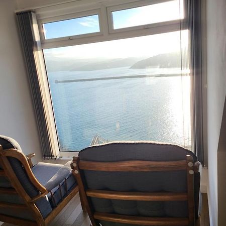 Seasidesteps Fishguard Bagian luar foto