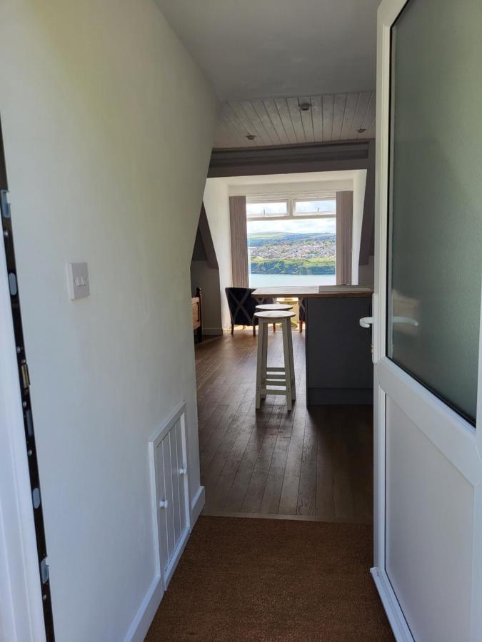 Seasidesteps Fishguard Bagian luar foto